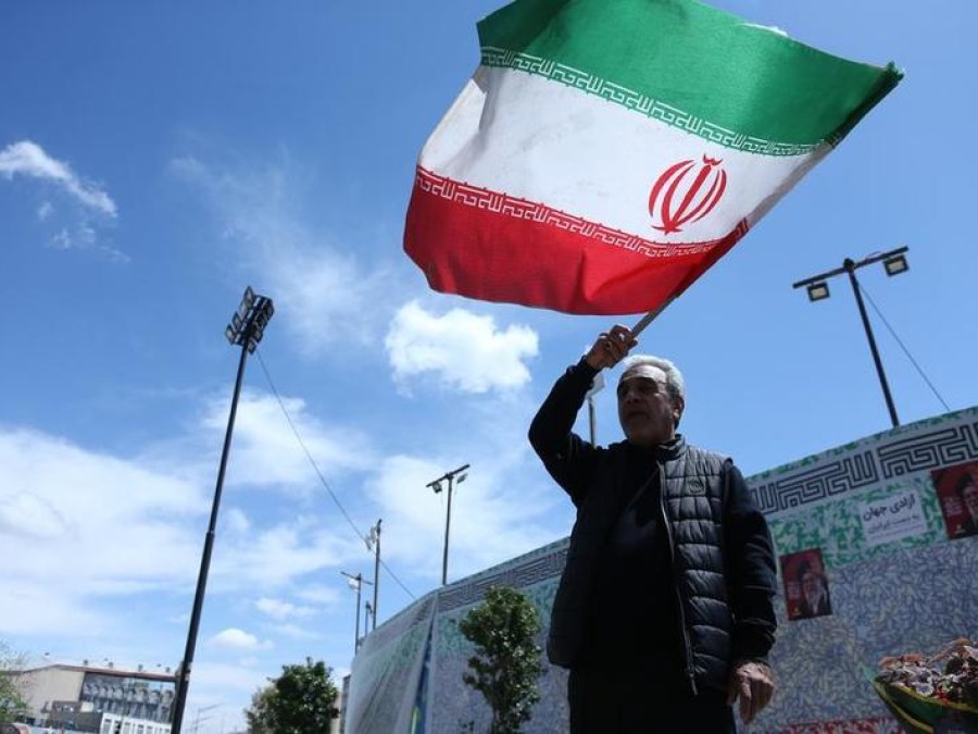 Irán y E U. acuerdan tregua